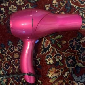 blow dryer